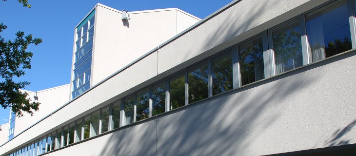 Fensterfassade Schulzentrum Bremen Ost_Pfosten-Riegel-Fassade